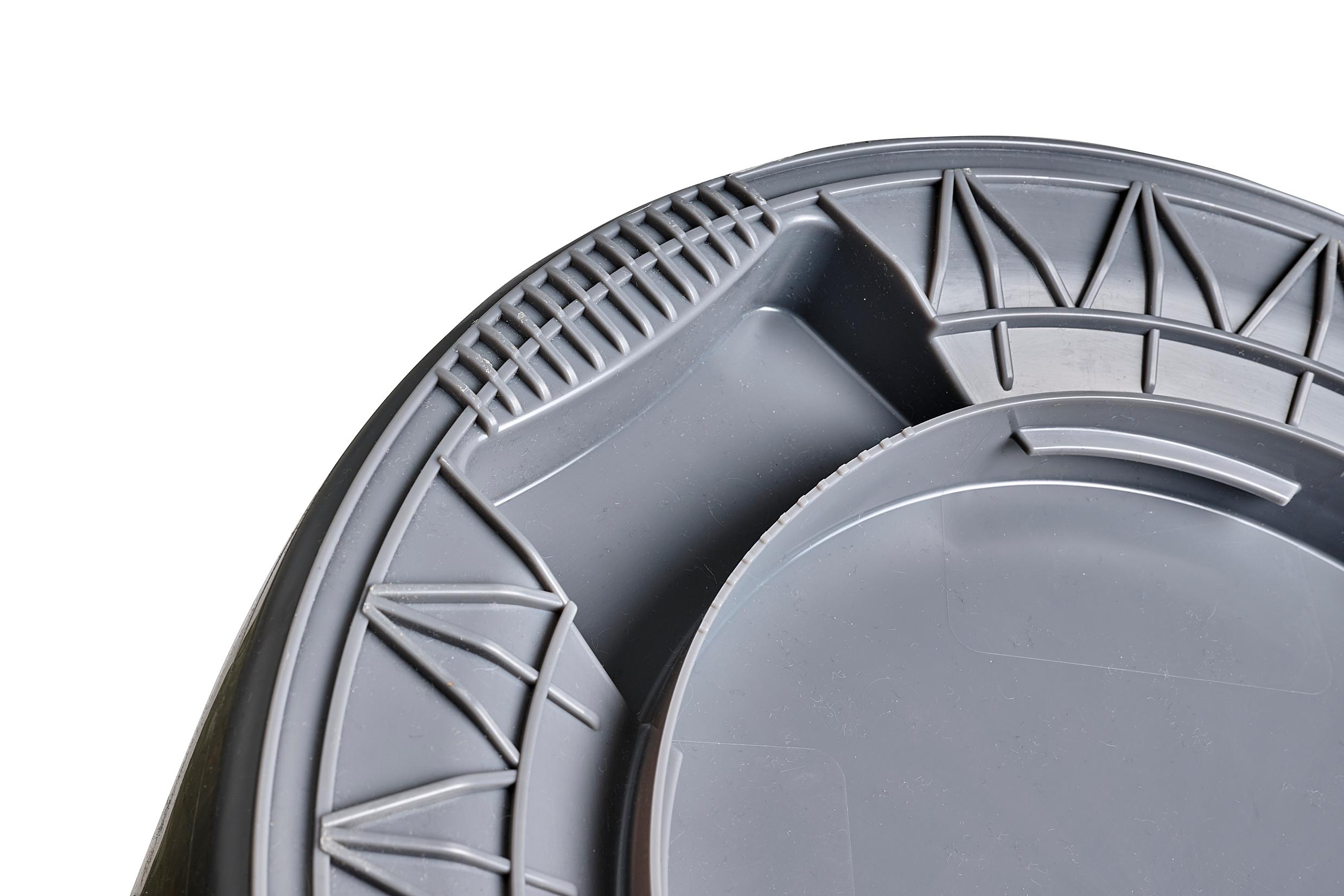 WM-PRH3232-RD - Titan 32 Gal Garbage Container - Red